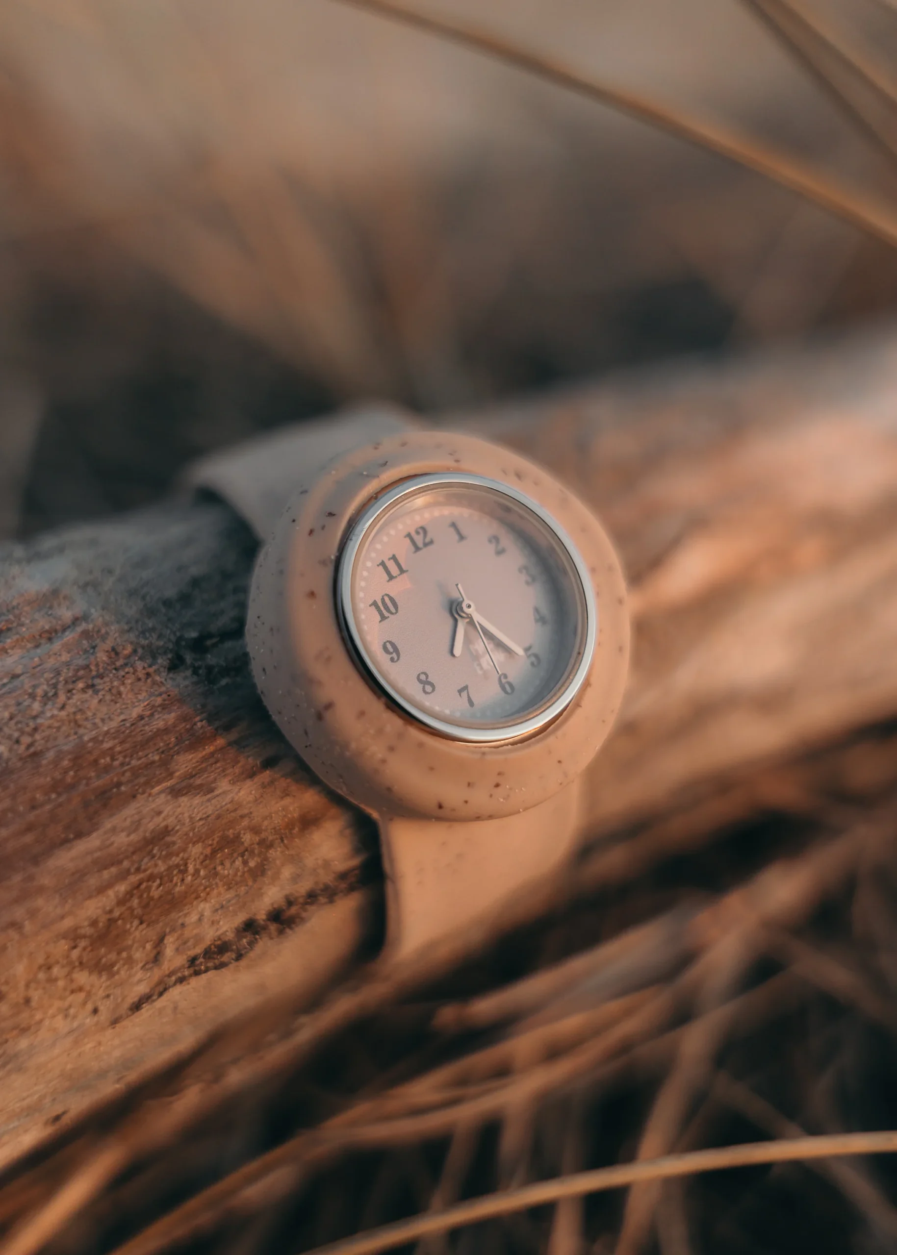 Laikrodis „Smėlio taškeliai“ - Image 3