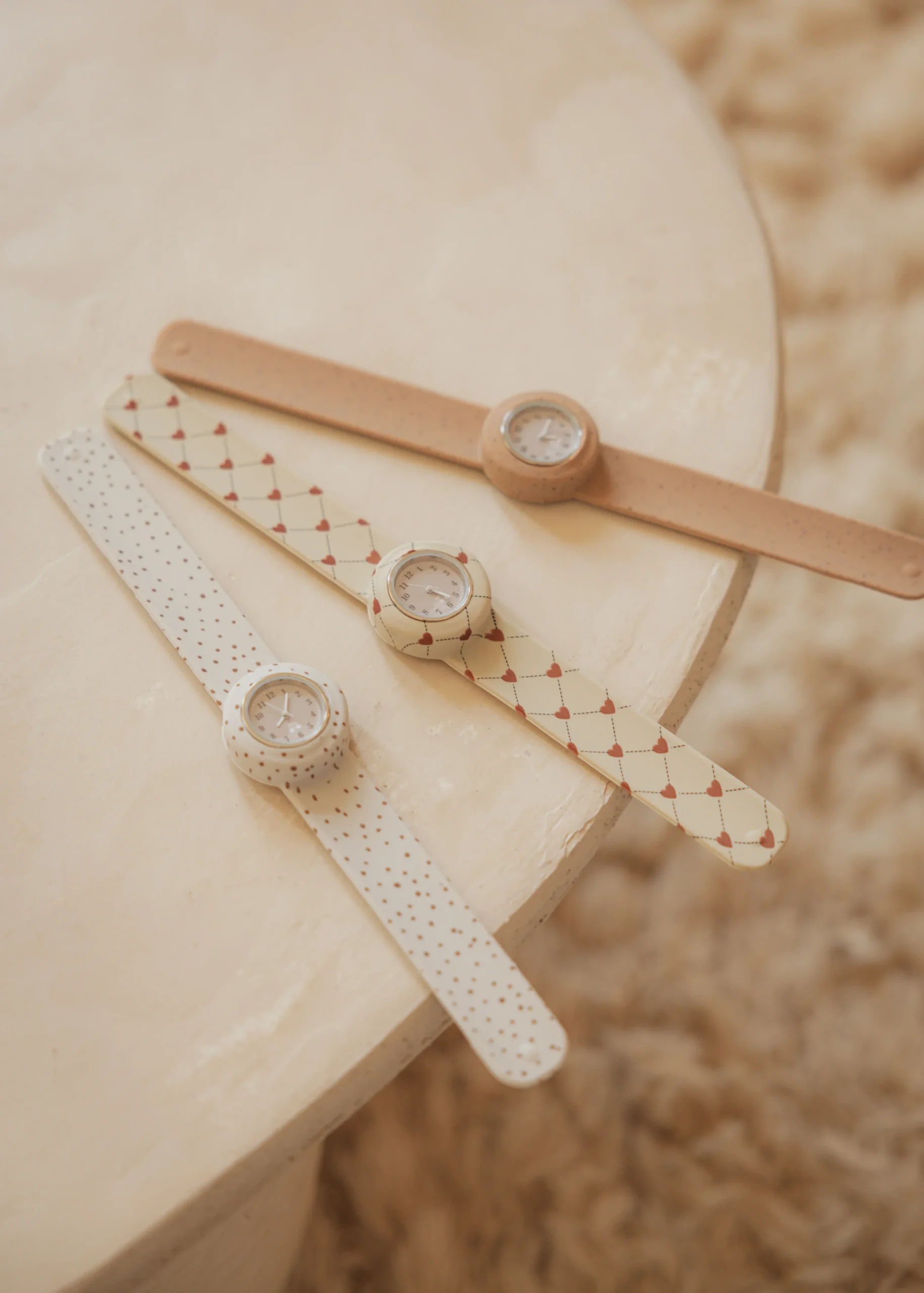 Laikrodis „Švelnūs taškeliai“ - Image 6