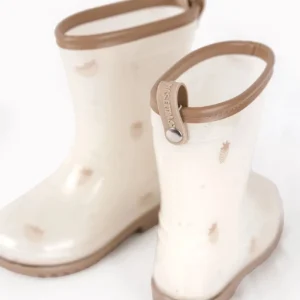 RainBoots_Strawberriesmood_1.jpg_result