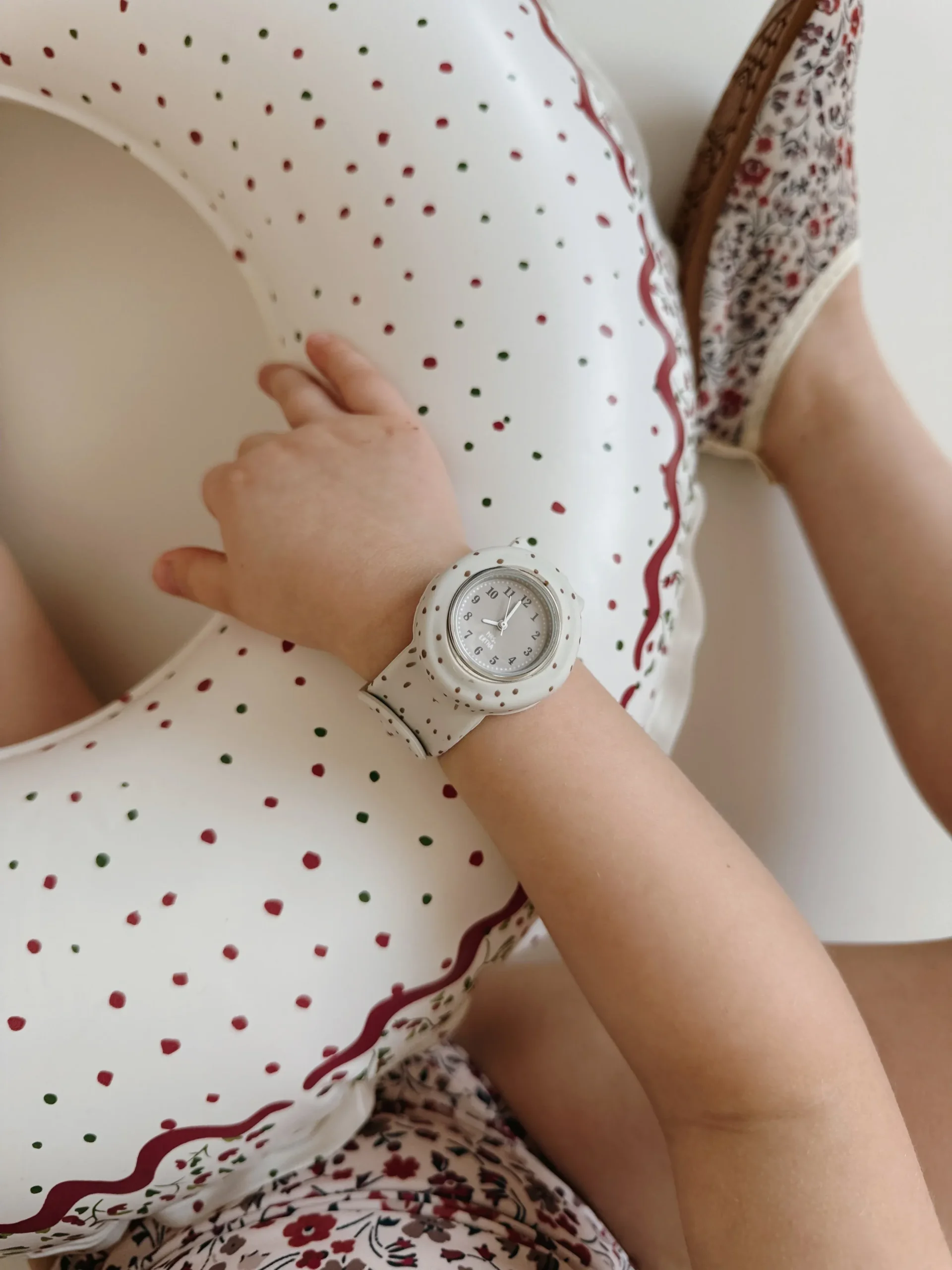 Laikrodis „Švelnūs taškeliai“ - Image 3