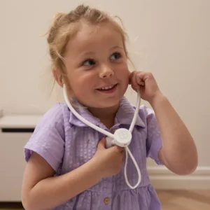 1000257 Doctors case white KIDS HUB EWM_6 AW23_Fill_584x900_50_50_webp