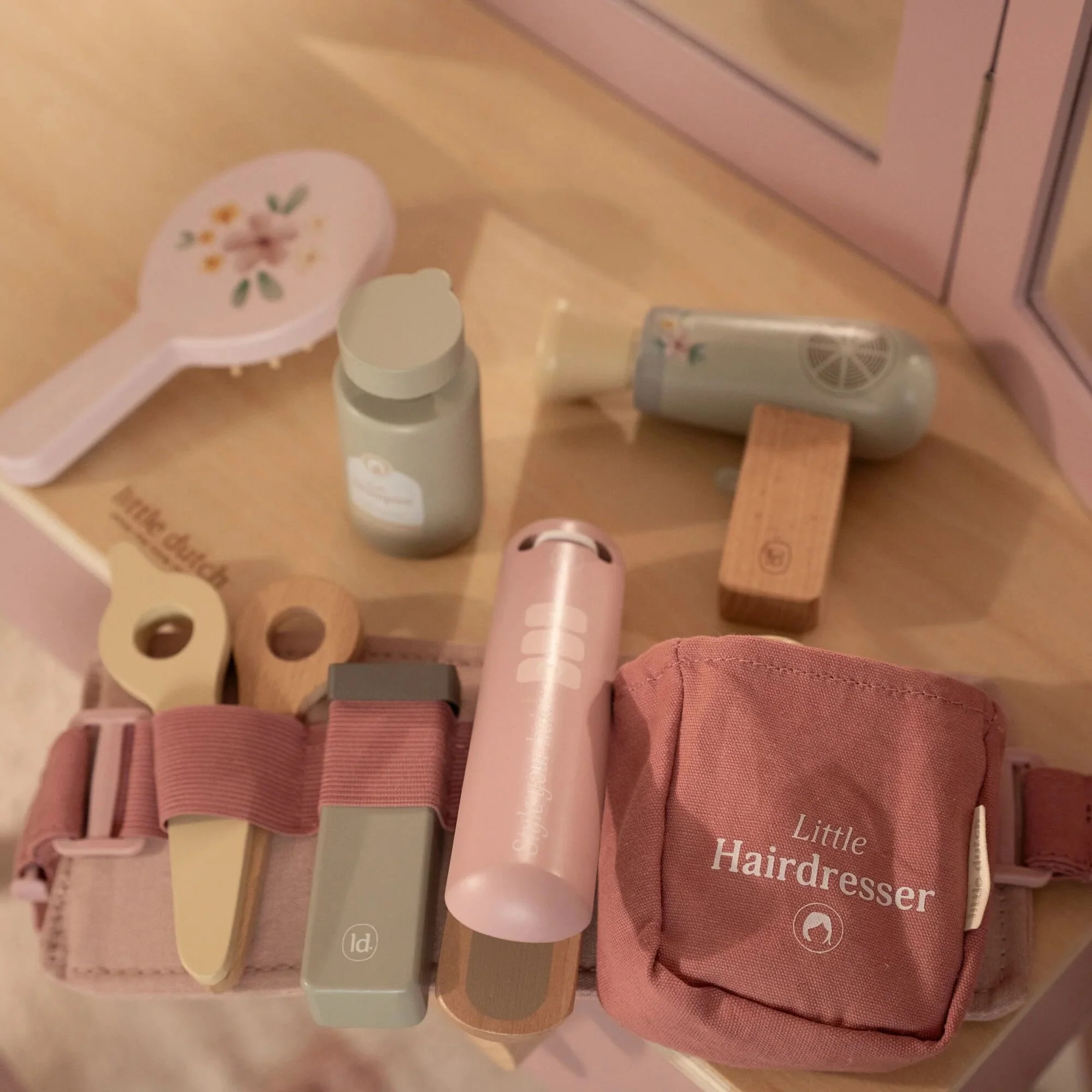 Medinis kirpėjo rinkinys „Mažoji kirpėja“ - Image 7